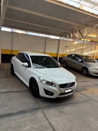 VOLVO C30 2.5 T5 RD TURBO GASOLINA 2P AUTOMÁTICO